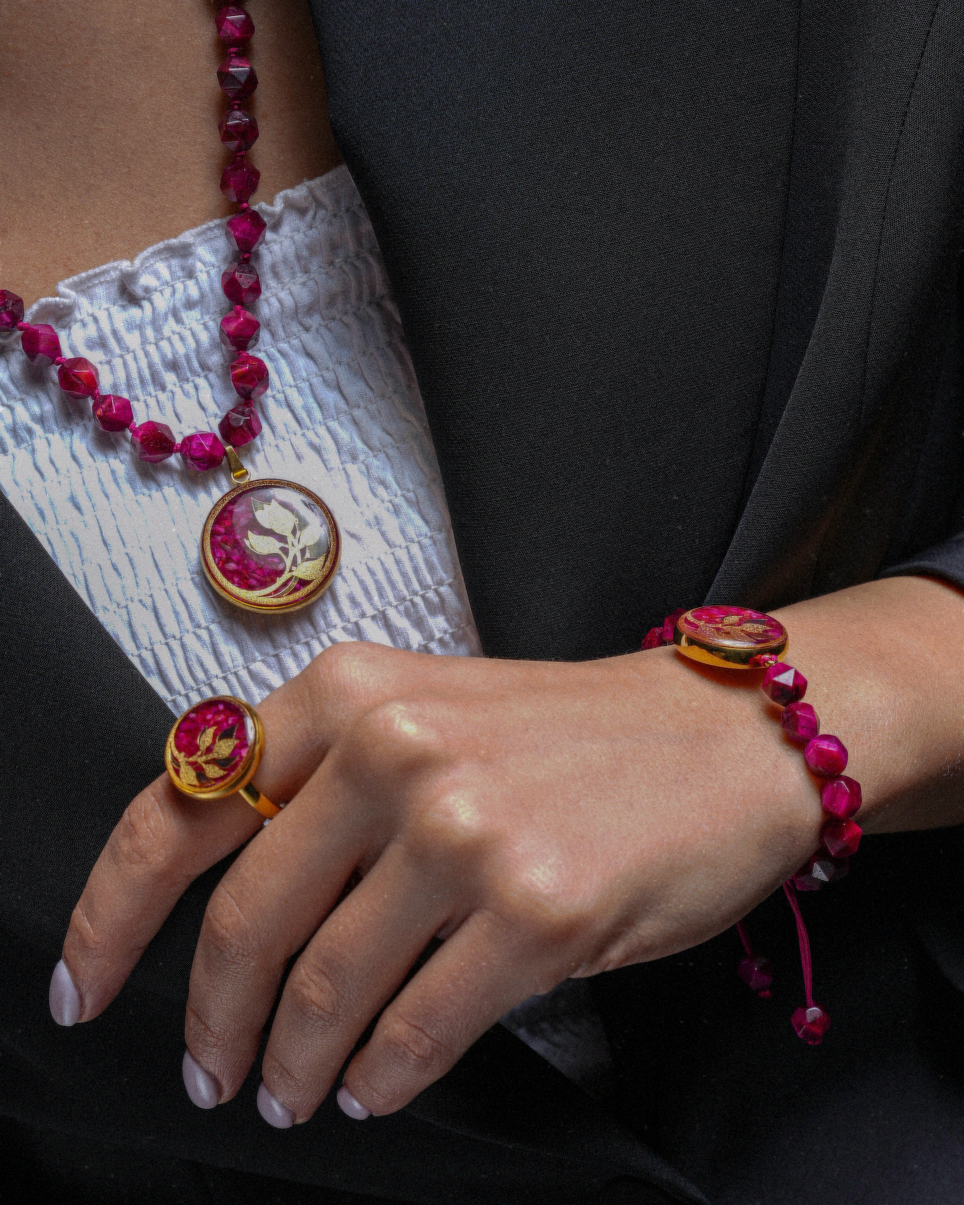 متریال استفاده شده محصولات چیست؟